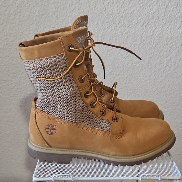 Timberland Womens Brown Lace-Up Combat Boots - Picture 6 of 11